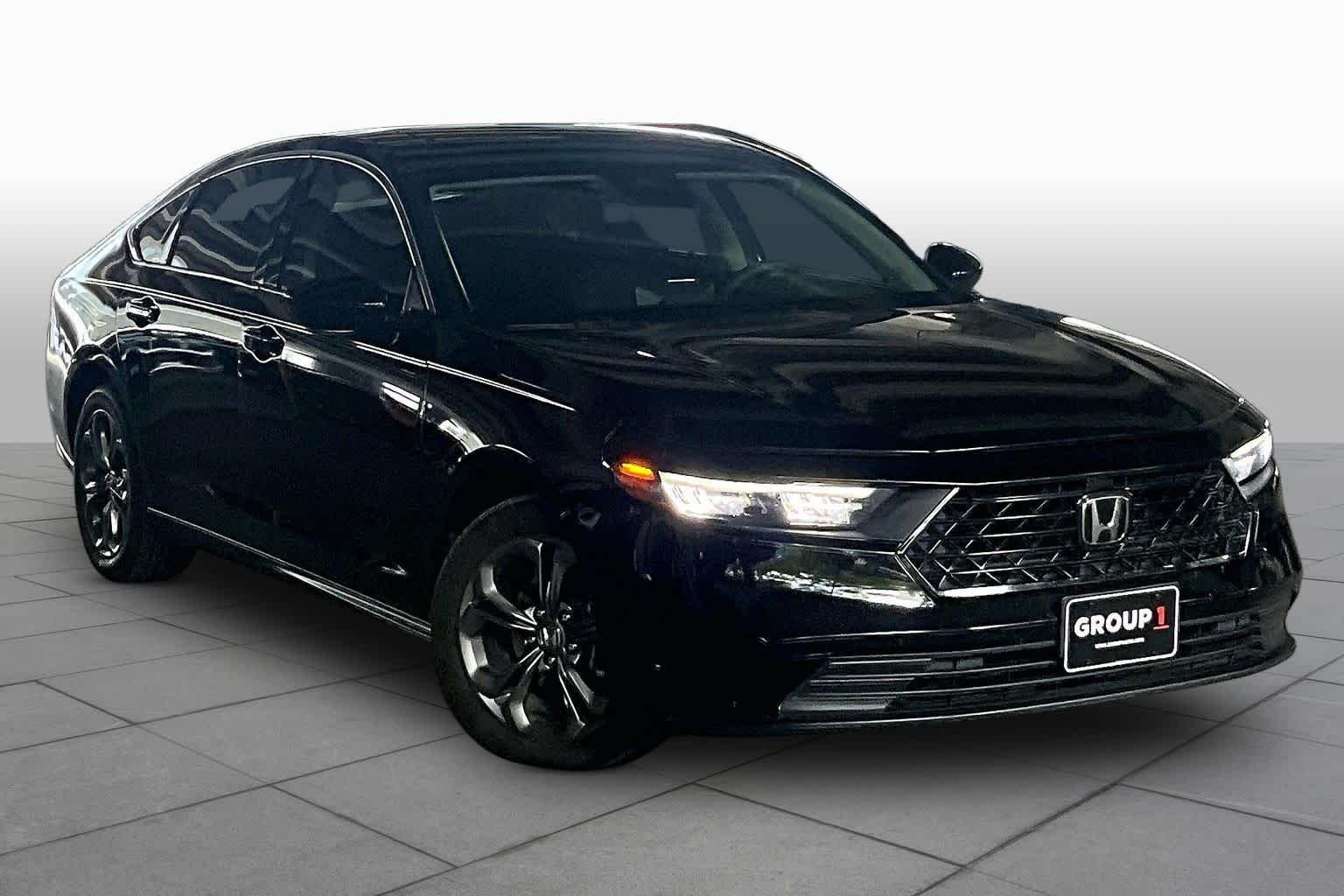 Used 2023 Crystal Black Pearl Honda EX image 2