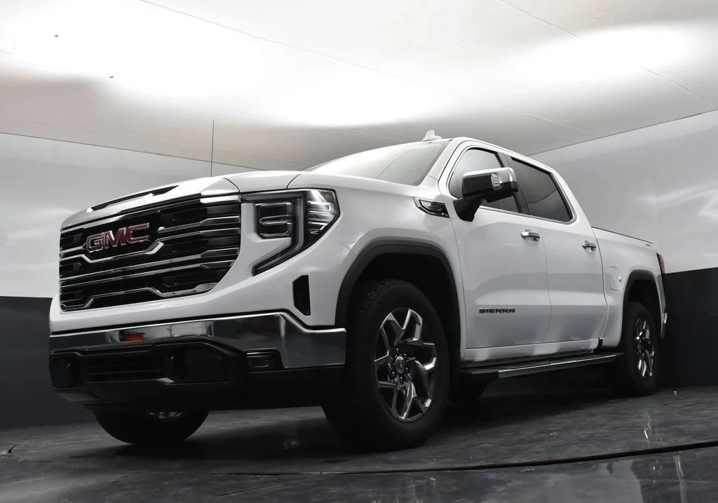 2026 GMC Sierra 1500 SLT - Photo 34