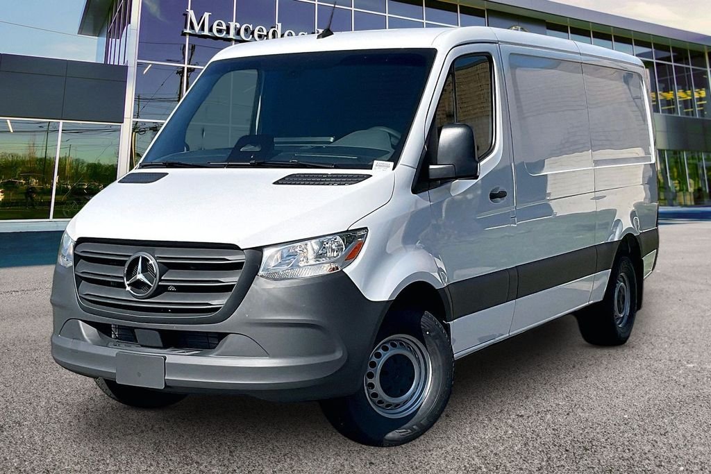New 2026 Arctic White Mercedes-Benz Cargo 144 WB image 2