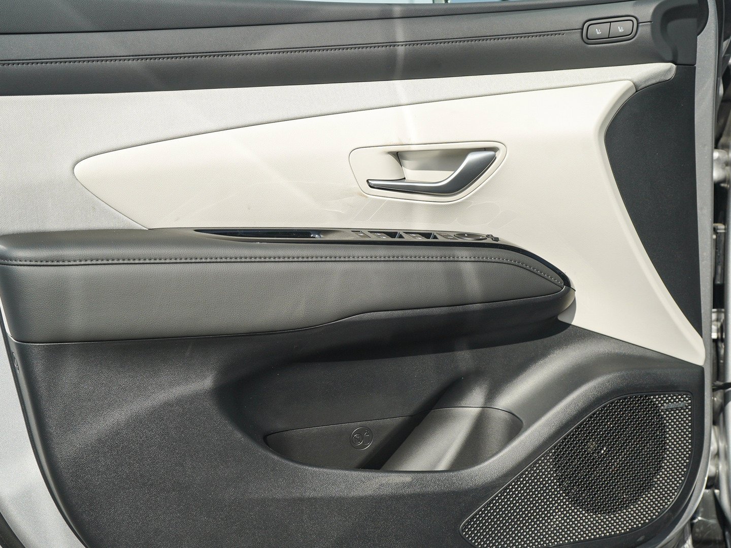 New 2026 Creamy White Pearl Hyundai Limited AWD image 17