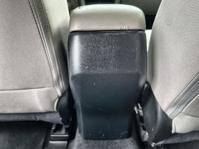 Used 2018 Silver Subaru 2.5i image 23
