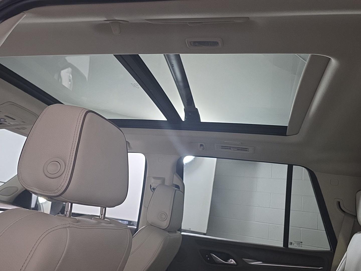 Used 2024 White Frost Tricoat GMC Denali image 37