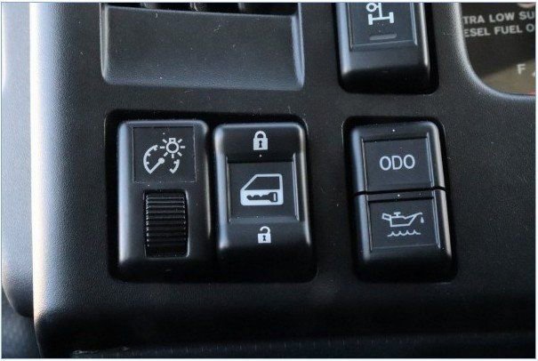 2023 Chevrolet Silverado 5500XD - Photo 16