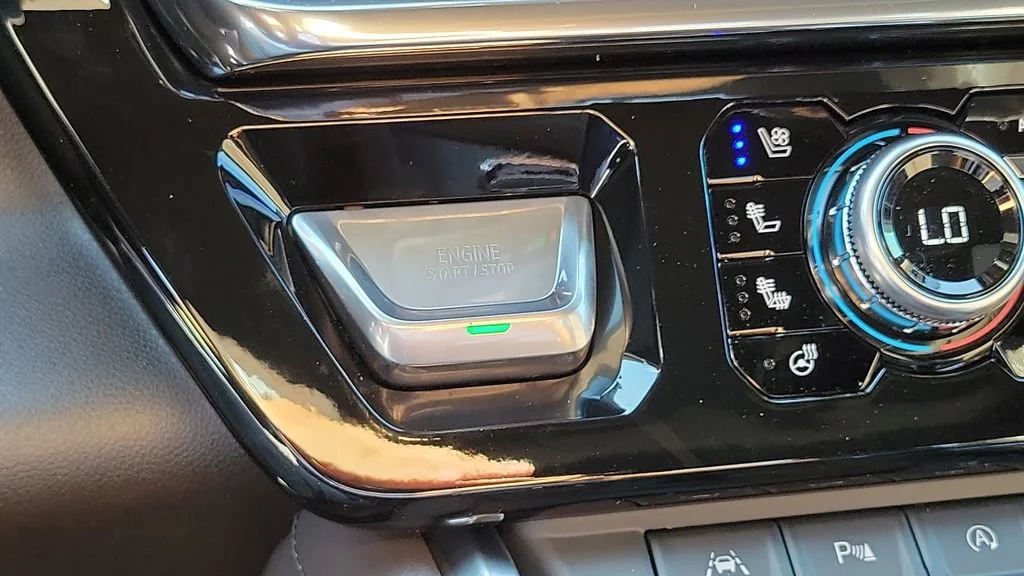 New 2026 Glacier White Tricoat GMC Denali image 24