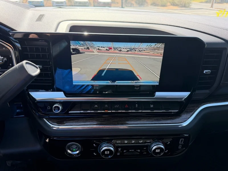 Used 2024 Summit White GMC SLE image 11