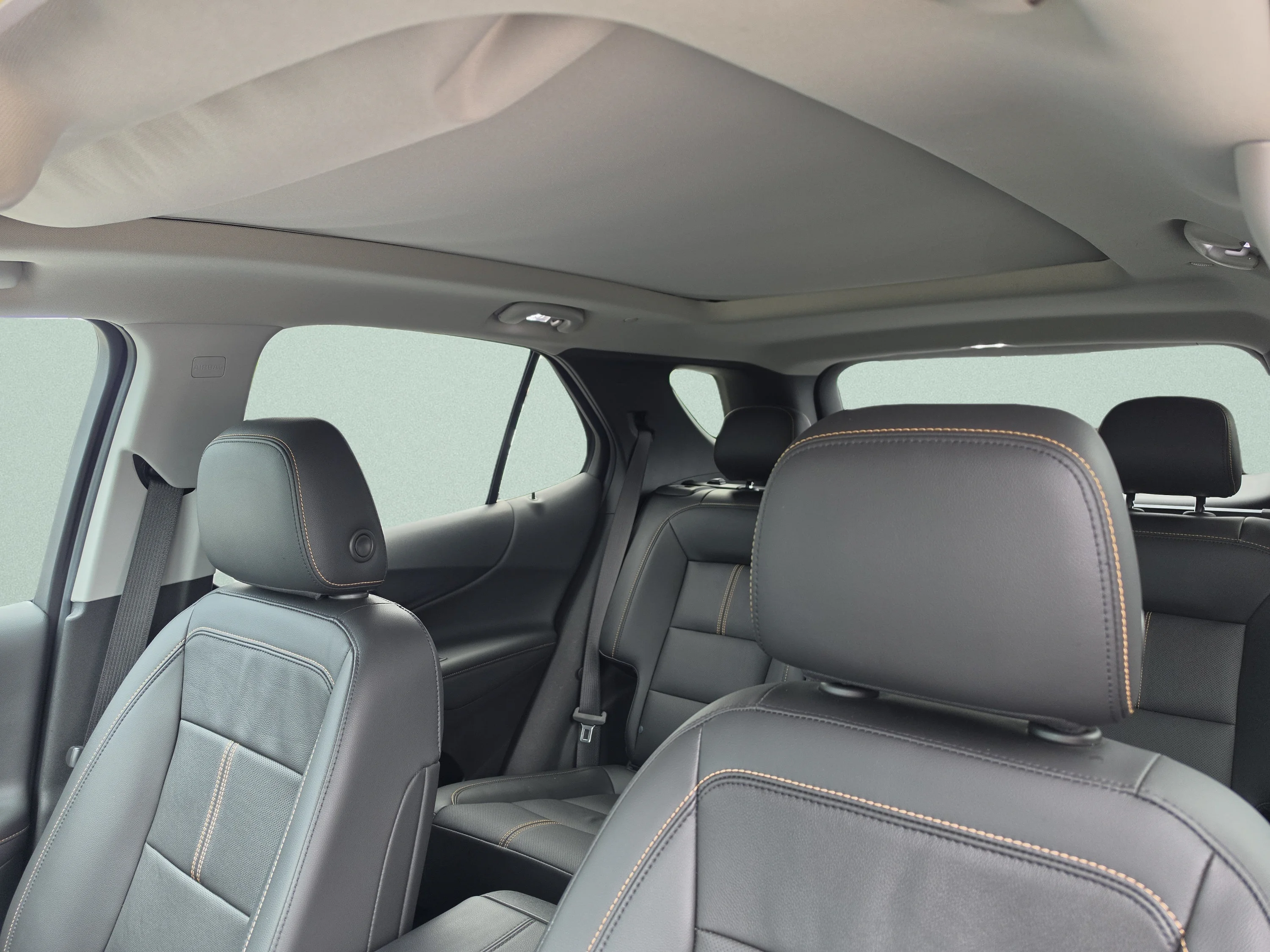 Used 2022 Iron Gray Metallic Chevrolet Premier image 27