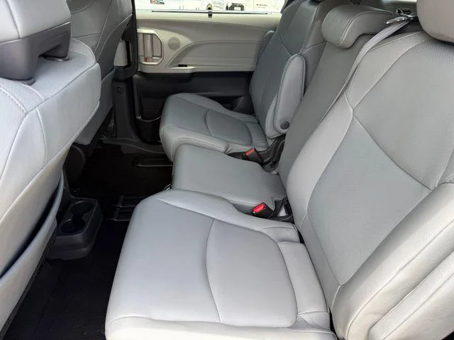 Certified Used 2022 Silver Toyota XLE image 56