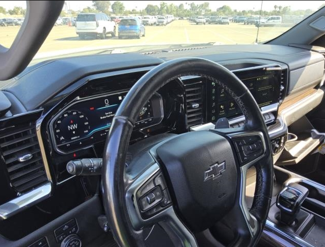 Used 2023 White Chevrolet RST image 8