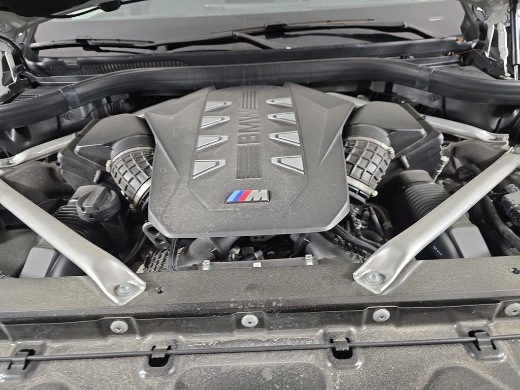 Certified Used 2025 Mineral White Metallic BMW M60i image 33