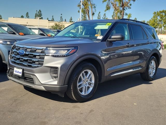 Used 2025 Carbonized Gray Metallic Ford Active image 29