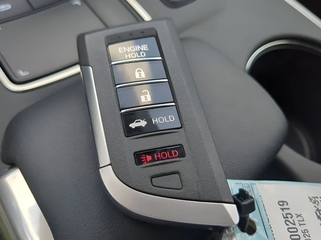 2025 Acura TLX Technology Package - Photo 31