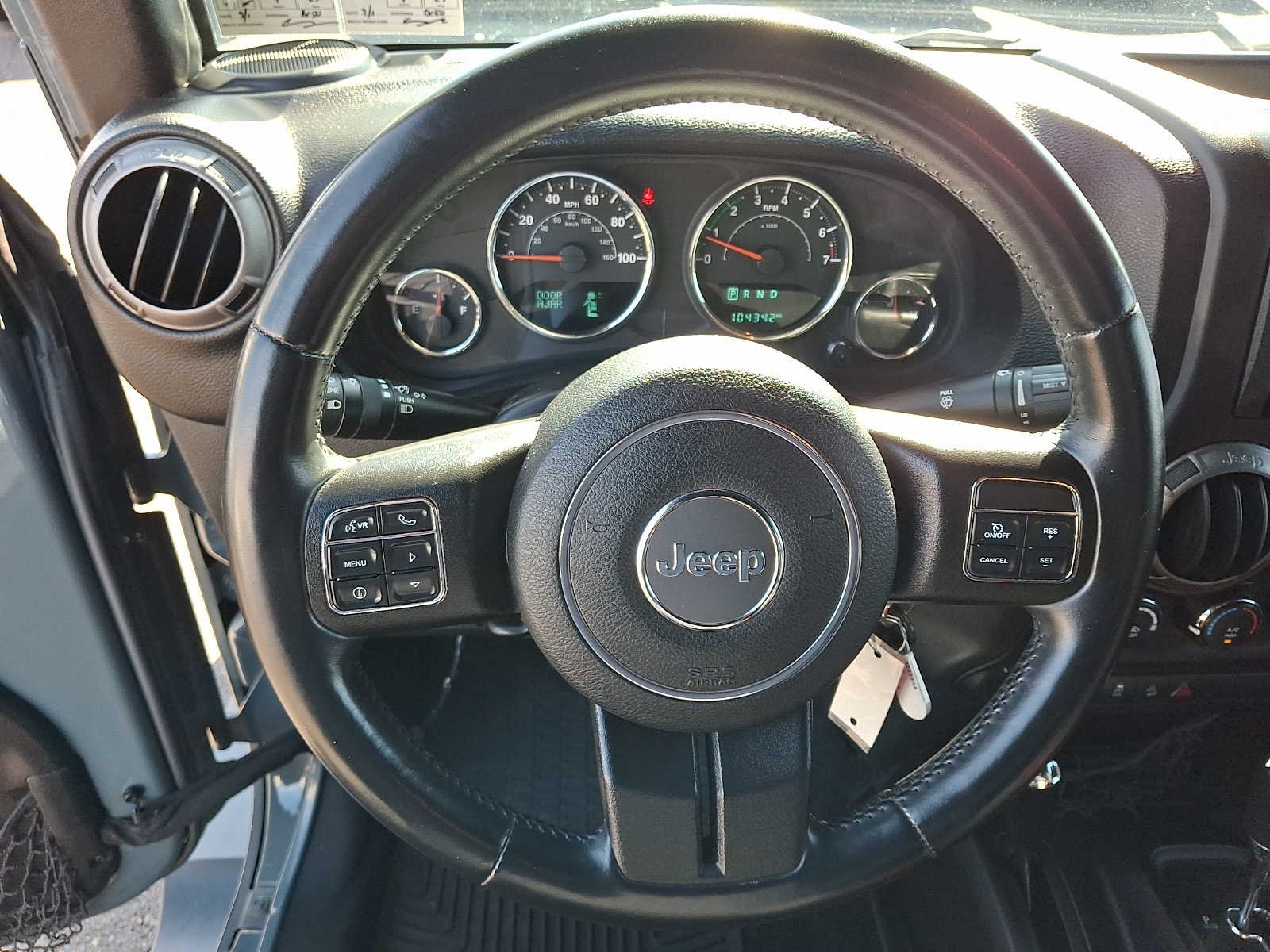 Used 2015 Anvil Clearcoat Jeep Sport image 18