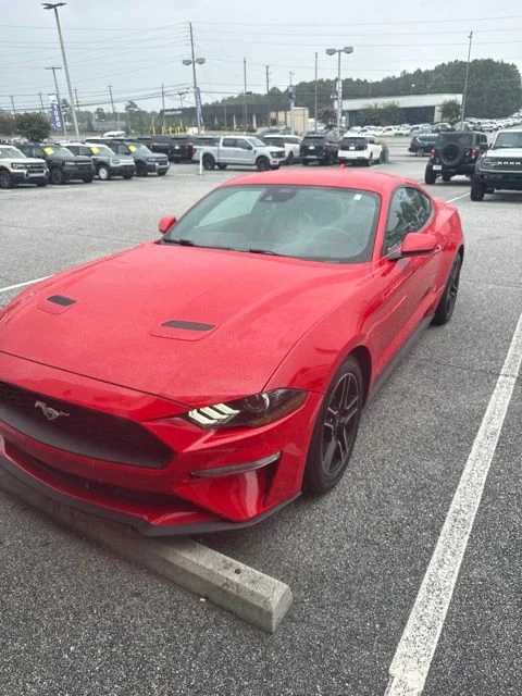 Used 2022 Red Ford EcoBoost Premium image 6