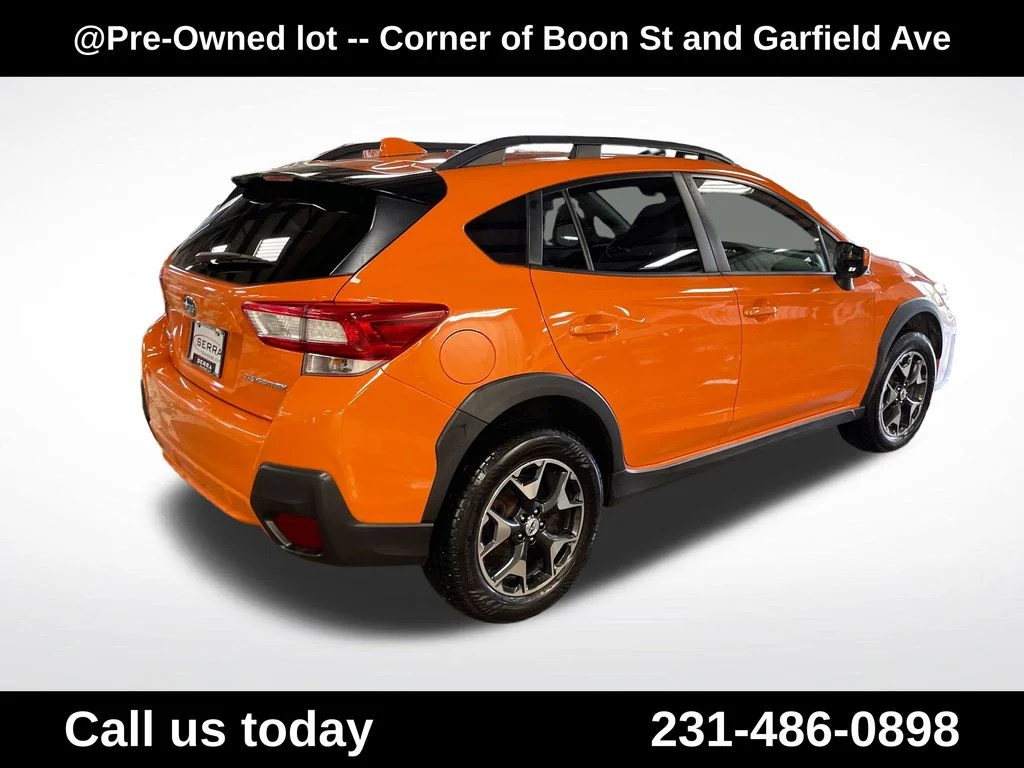 Used 2018 Orange Subaru 2.0i Premium image 5
