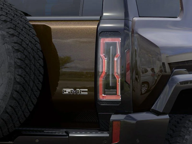 2024 GMC HUMMER EV 2X - Photo 11