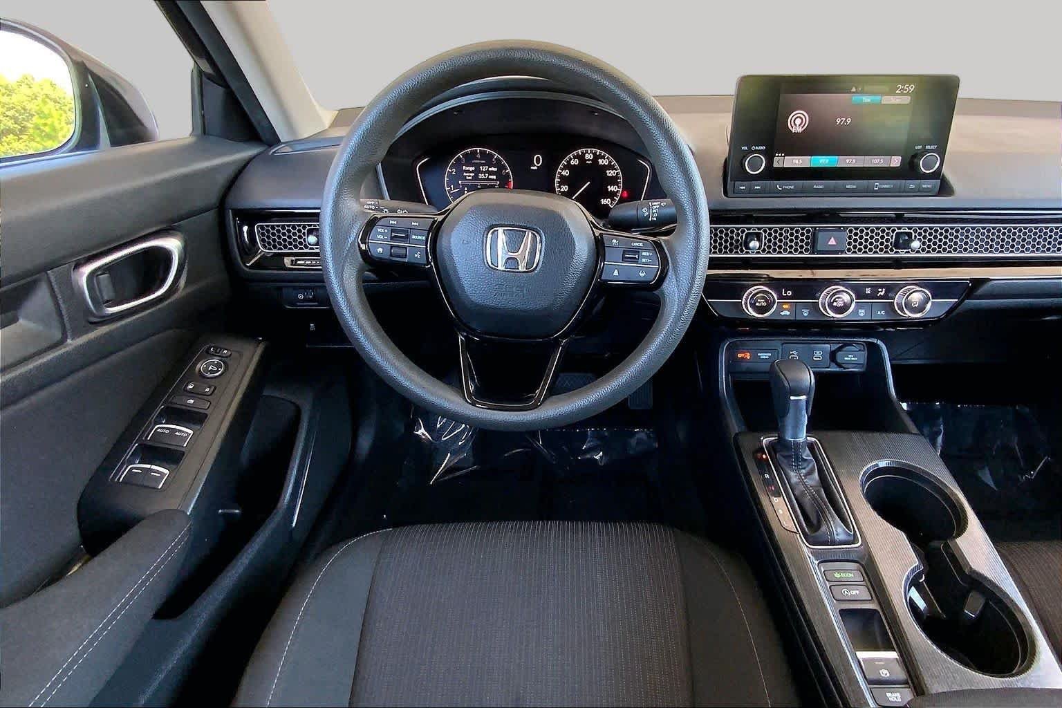 Used 2025 Meteorite Gray Metallic Honda LX image 6