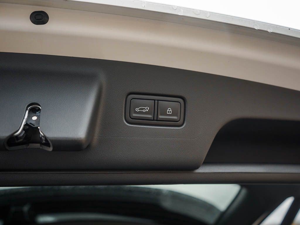 New 2026 Ecotronic Gray Pearl Hyundai Calligraphy AWD image 9