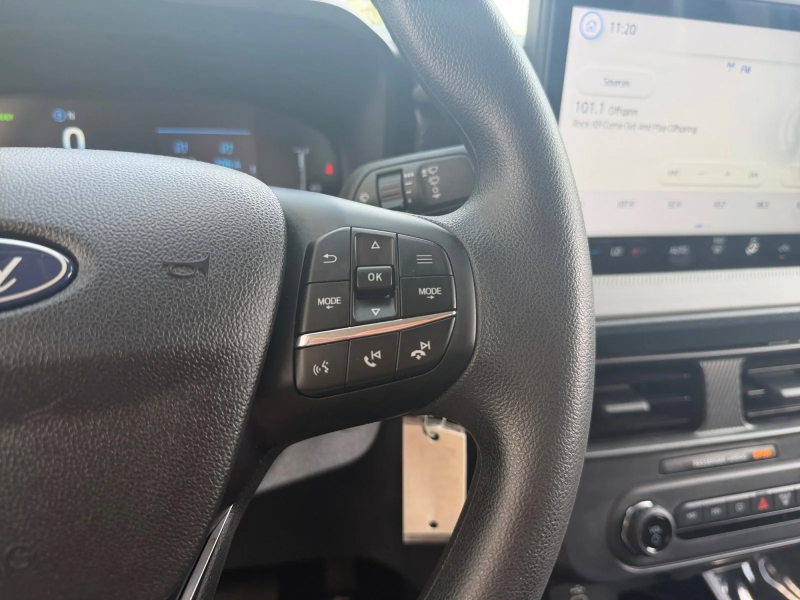 Used 2025 Blue Ford XL image 12