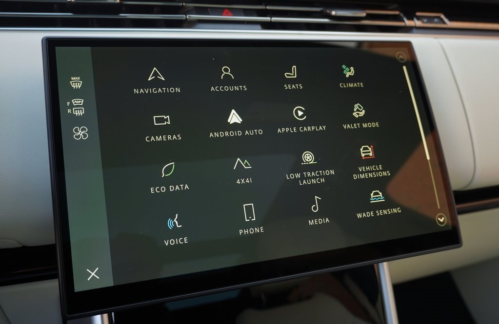 2025 LAND ROVER RANGE ROVER - Image 19