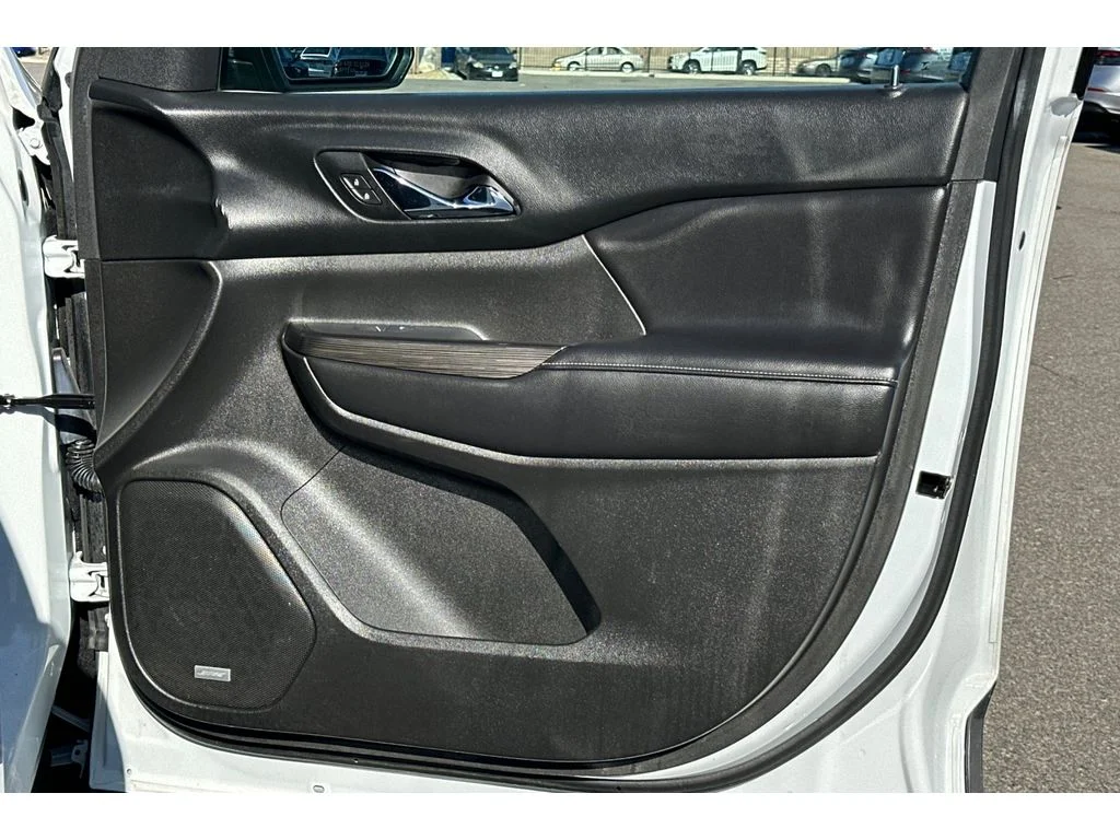 Used 2017 Summit White GMC SLT image 22