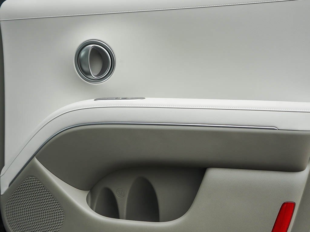 New 2026 Pacific Sapphire Hyundai SEL Premium 7P AWD image 10