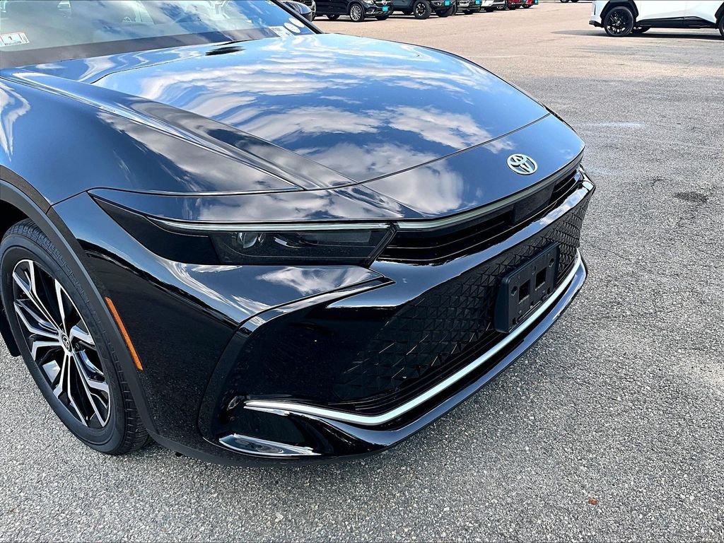 Used 2026 Black Toyota XLE image 8