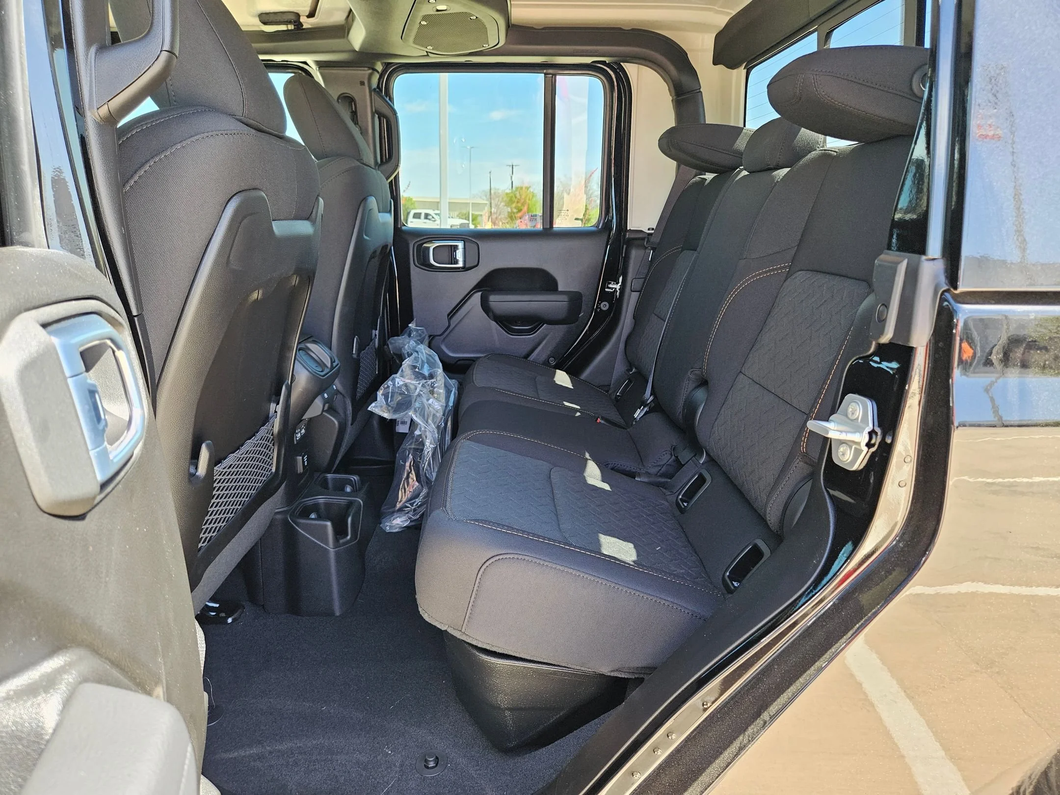 New 2026 Black Clearcoat Jeep Mojave image 13