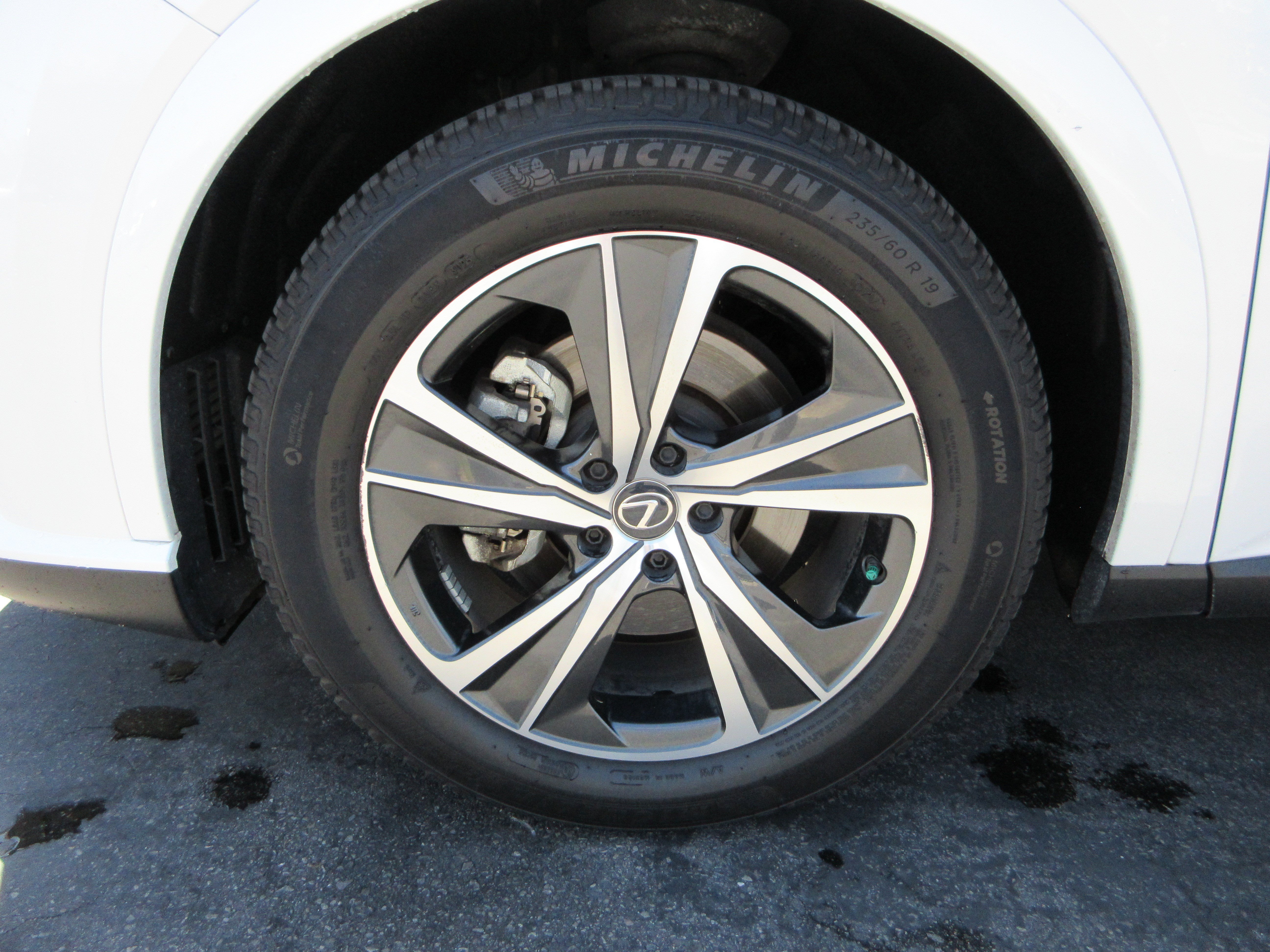 Certified Used 2023 EMINENT WHITE PEARL Lexus 350h Premium image 18