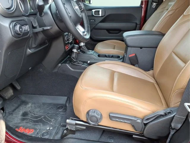 Used 2021 Red Jeep Rubicon image 16
