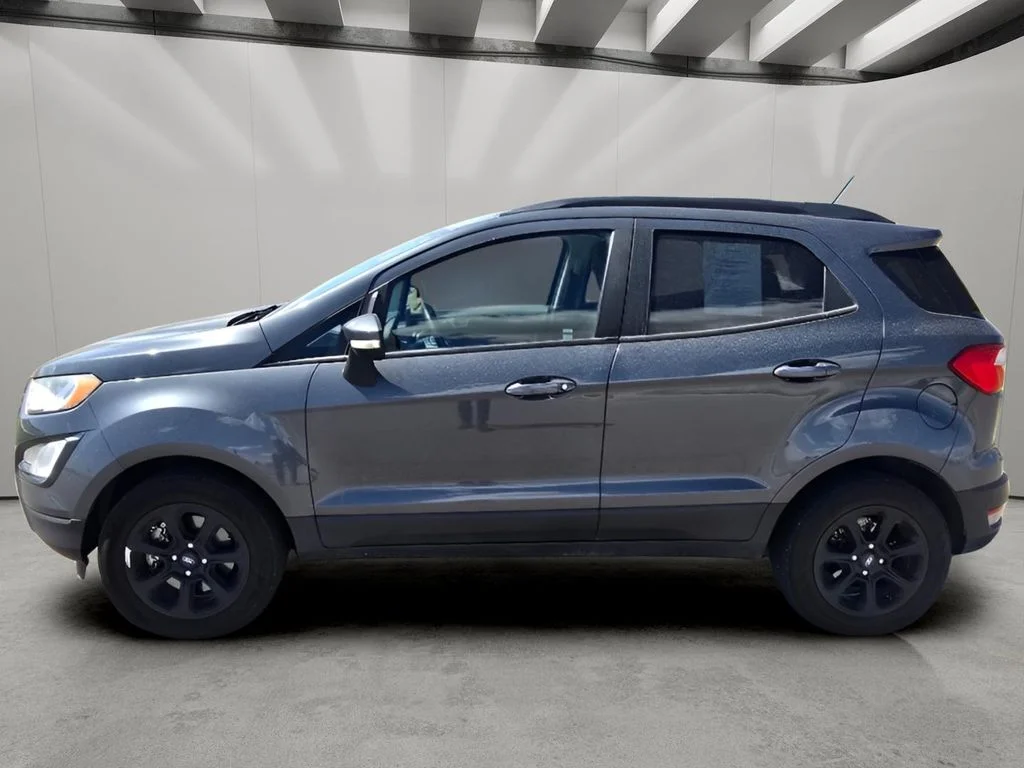 Used 2020 Smoke Metallic Ford SE image 2