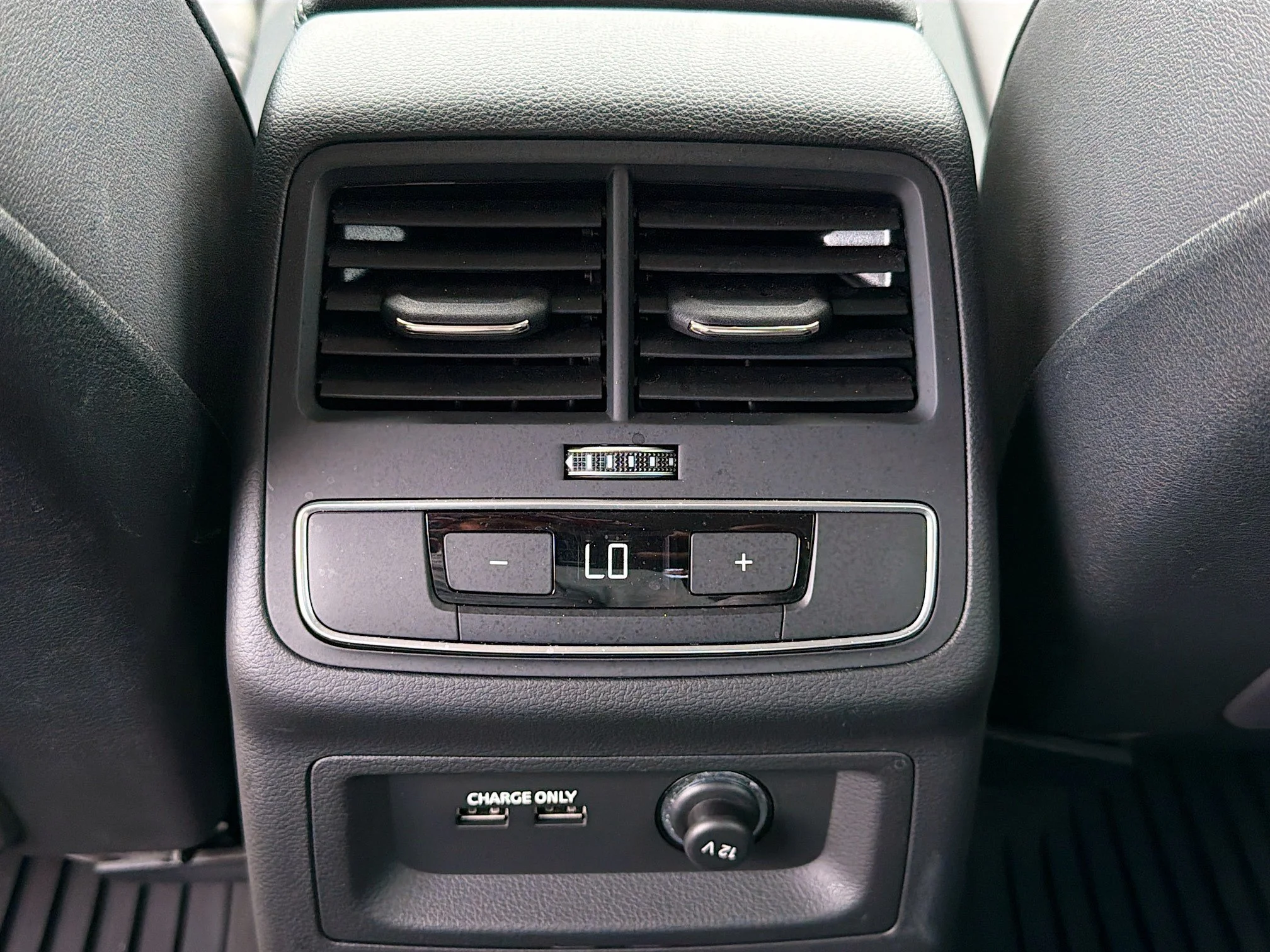Used 2024 Arkona White Audi Premium Plus image 19