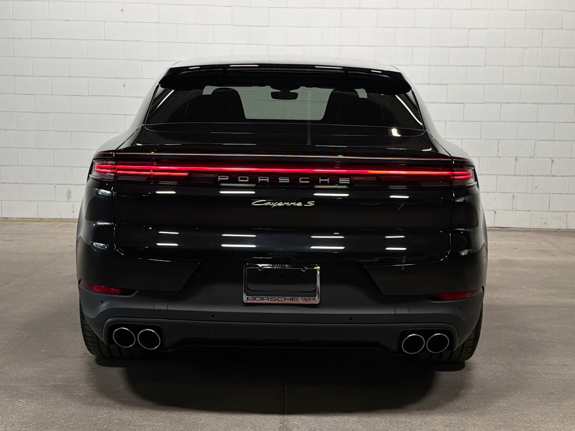 Certified Used 2025 Chromite Black Metallic Porsche S E-Hybrid image 8