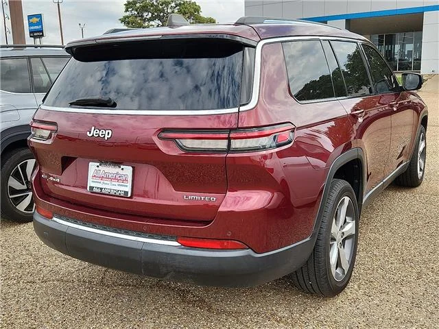 Used 2021 Maroon Jeep Limited 4x4 image 2