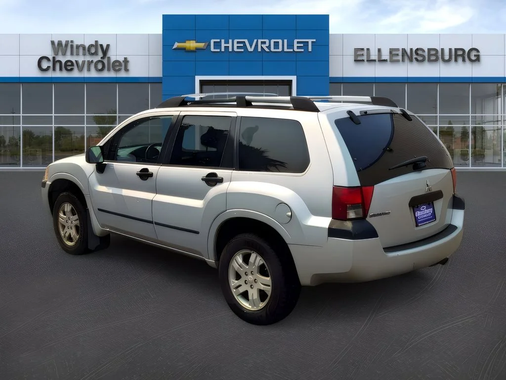 2005 Mitsubishi Endeavor LS - Photo 5