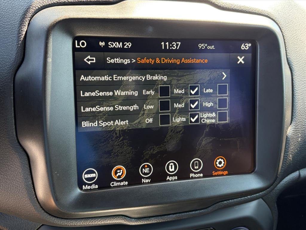 2022 Jeep Renegade Altitude - Photo 15