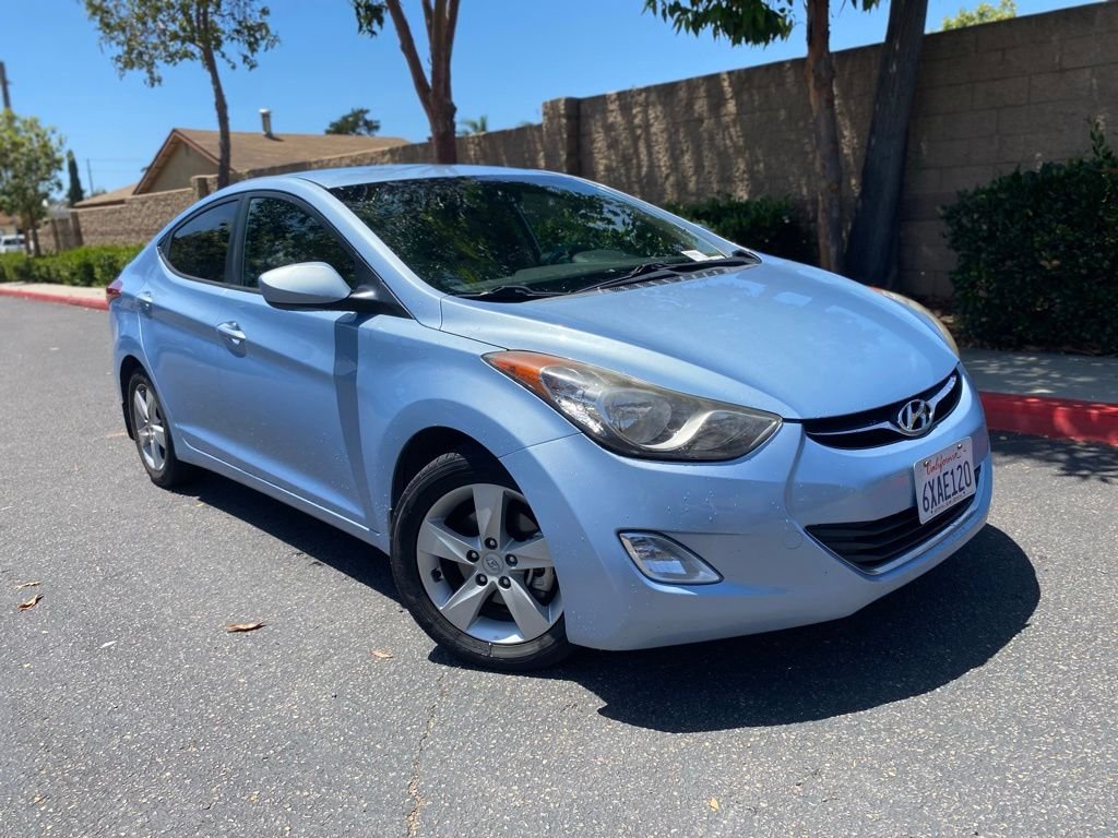 2013 Hyundai Elantra 1.8 GLS A/T's photo