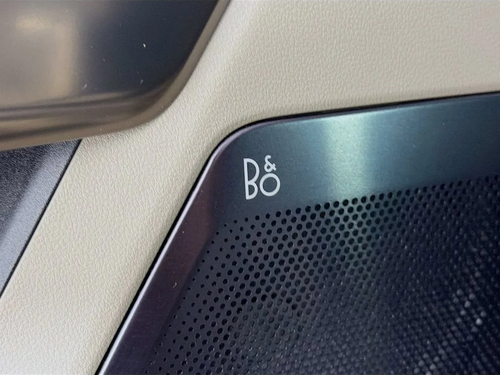 Used 2025  Ford XL image 19