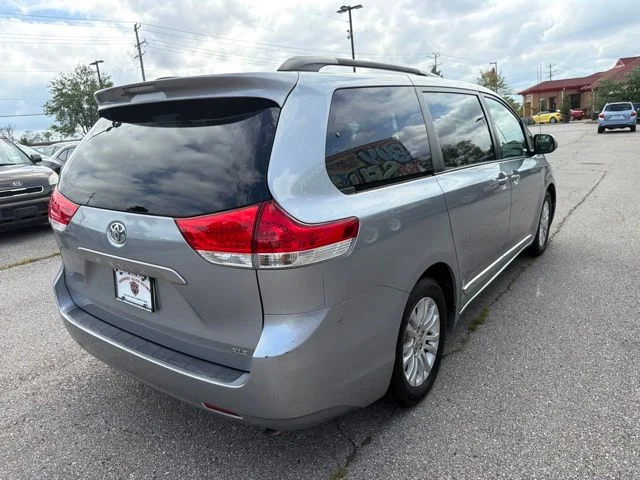 Used 2011 Silver Toyota XLE image 6