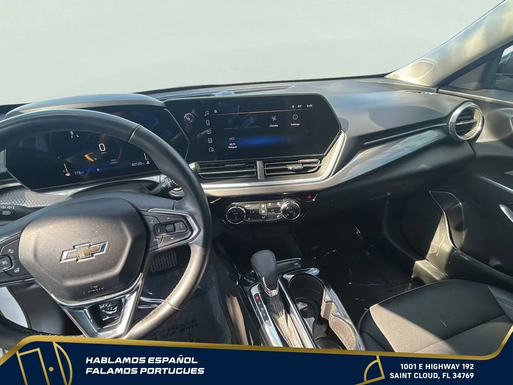 Used 2024 Summit White Chevrolet ACTIV image 21