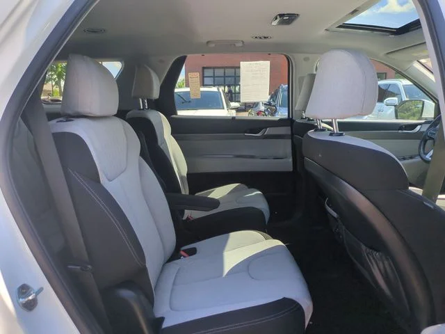 Used 2021 White Hyundai SEL image 31