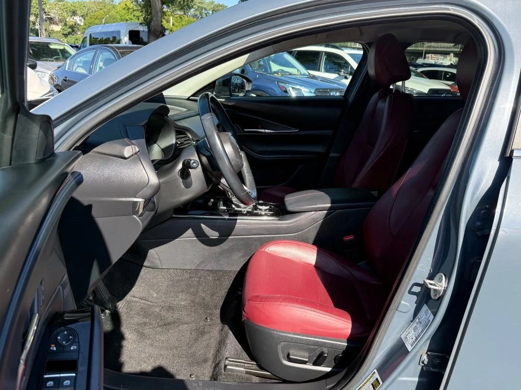 Used 2023 Polymetal Gray Metallic Mazda 2.5 S Carbon Edition image 19