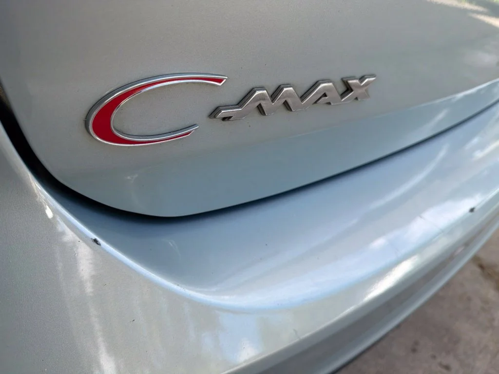 Used 2014 White Ford SE image 17