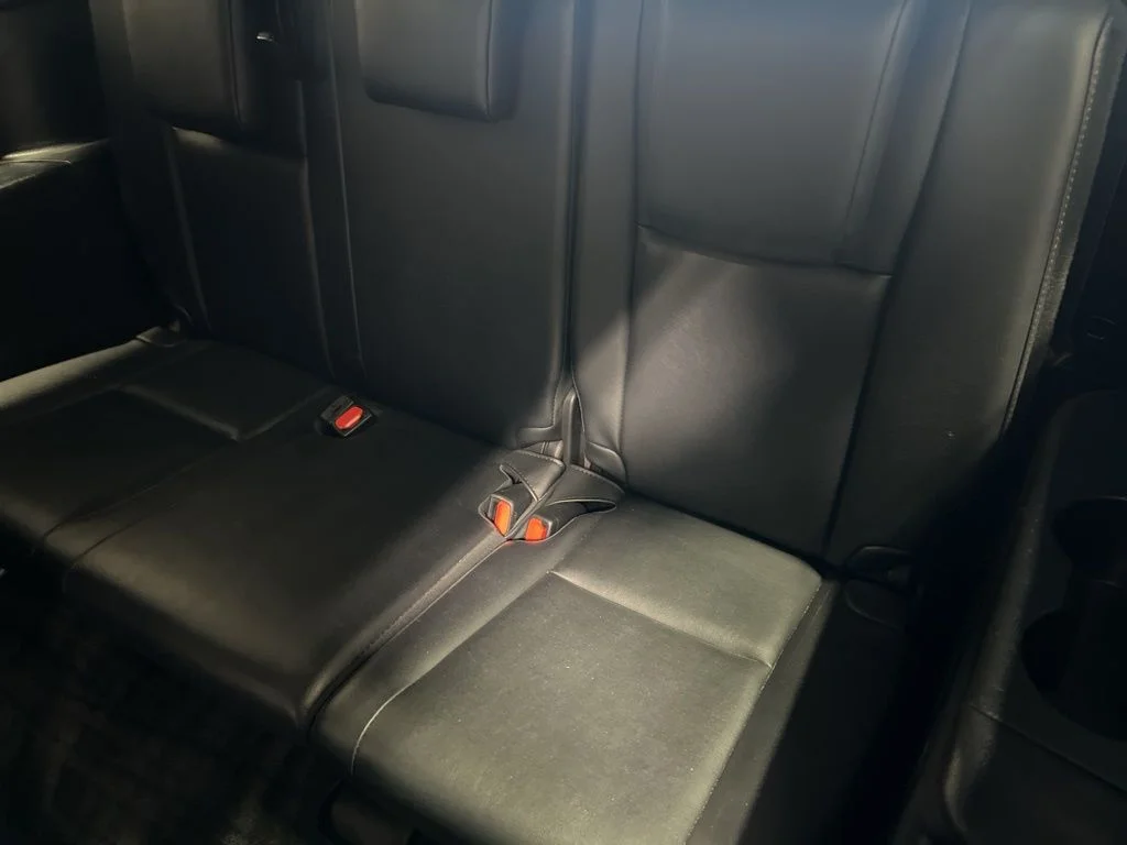 Used 2019 Gray Toyota XLE image 27