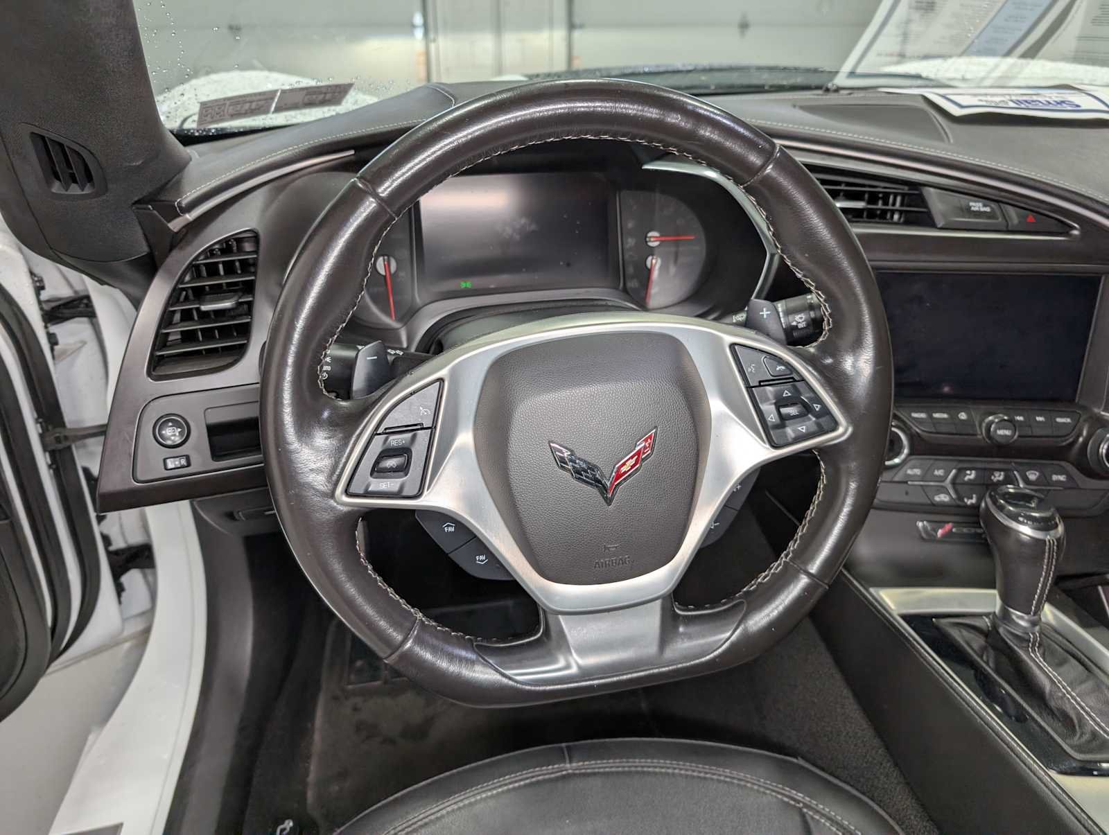 Used 2019 Arctic White Chevrolet 1LT image 32