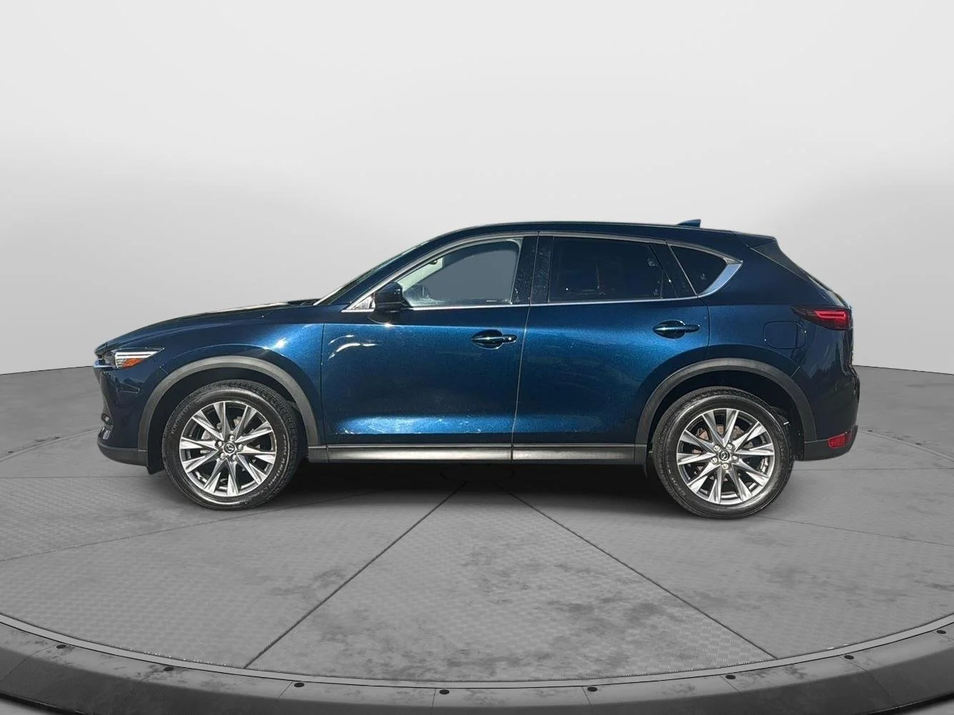 Used 2020 Deep Crystal Blue Mica Mazda Grand Touring image 2