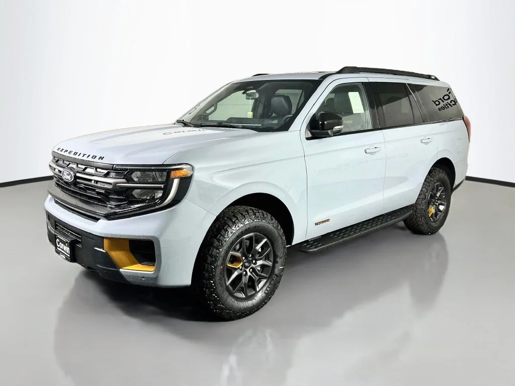 New 2027 Gray Ford Tremor image 4