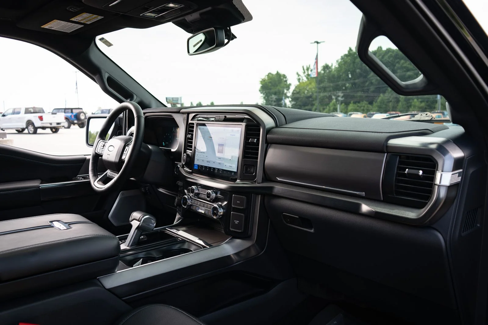Used 2025 Black Ford Platinum image 46