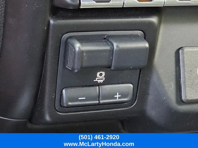 Used 2021 Summit White GMC AT4 image 25