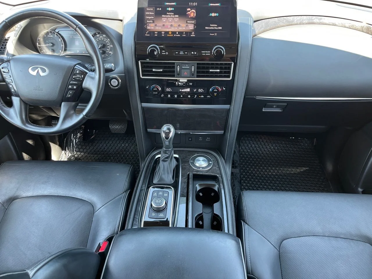 Used 2022 Liquid Platinum INFINITI Luxe image 14