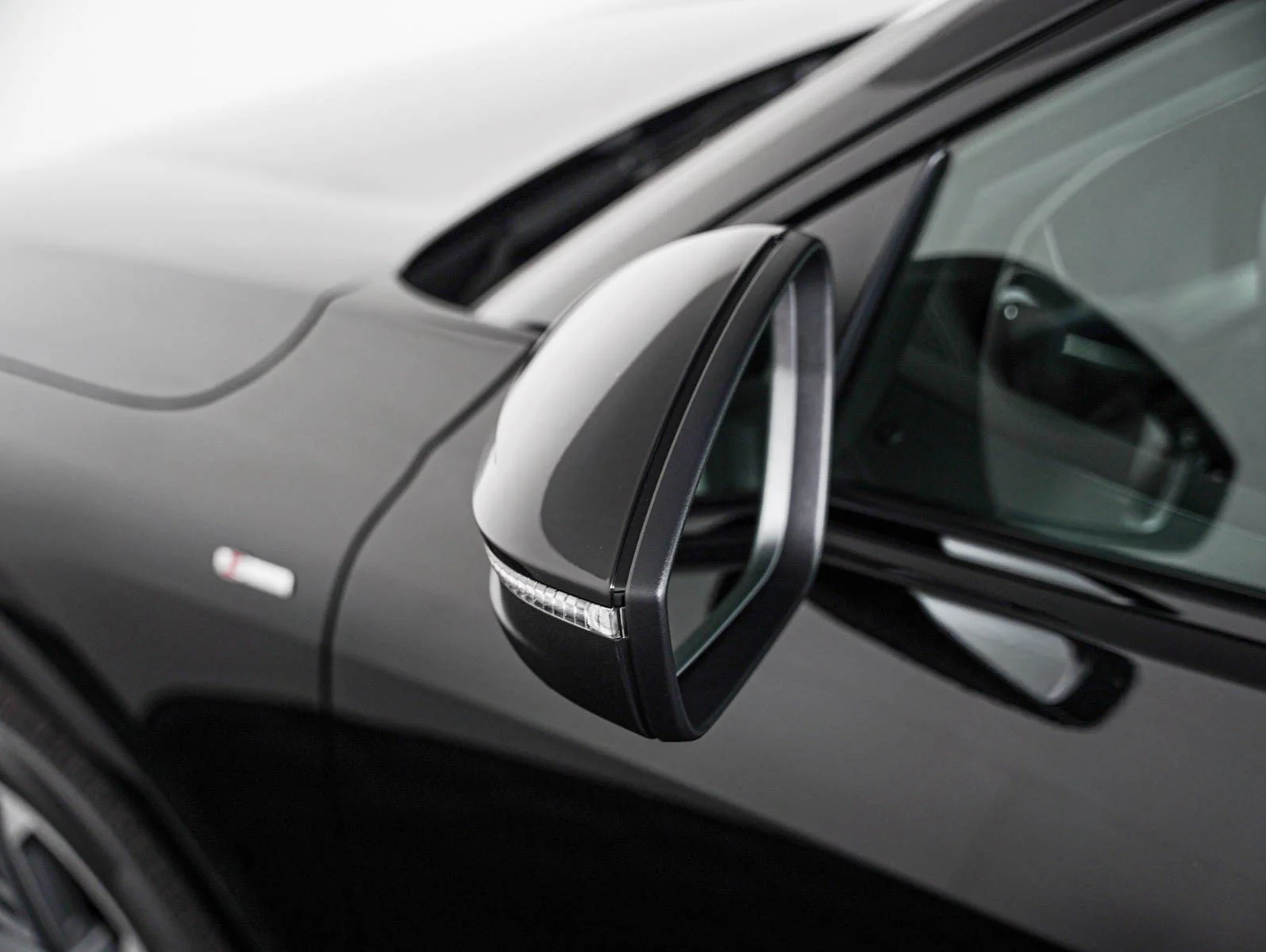 New 2026 Mythos Black Metallic Audi Premium image 26